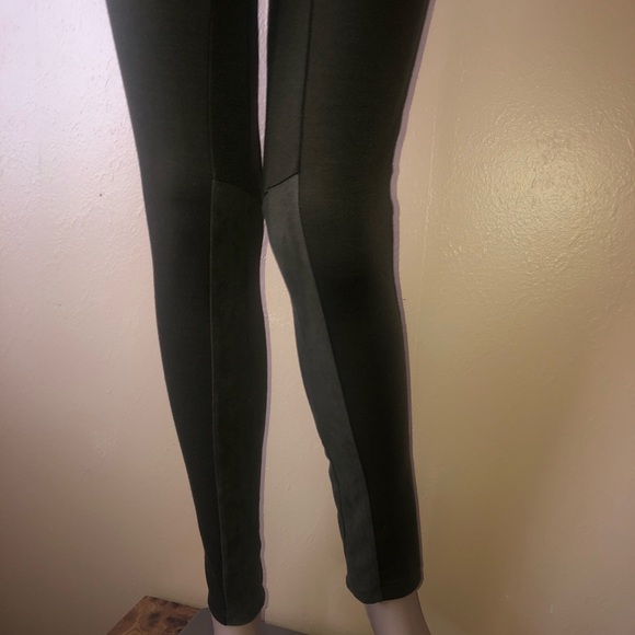 NWT GREEN SKINNY STRETCH PANTS - Picture 2 of 7